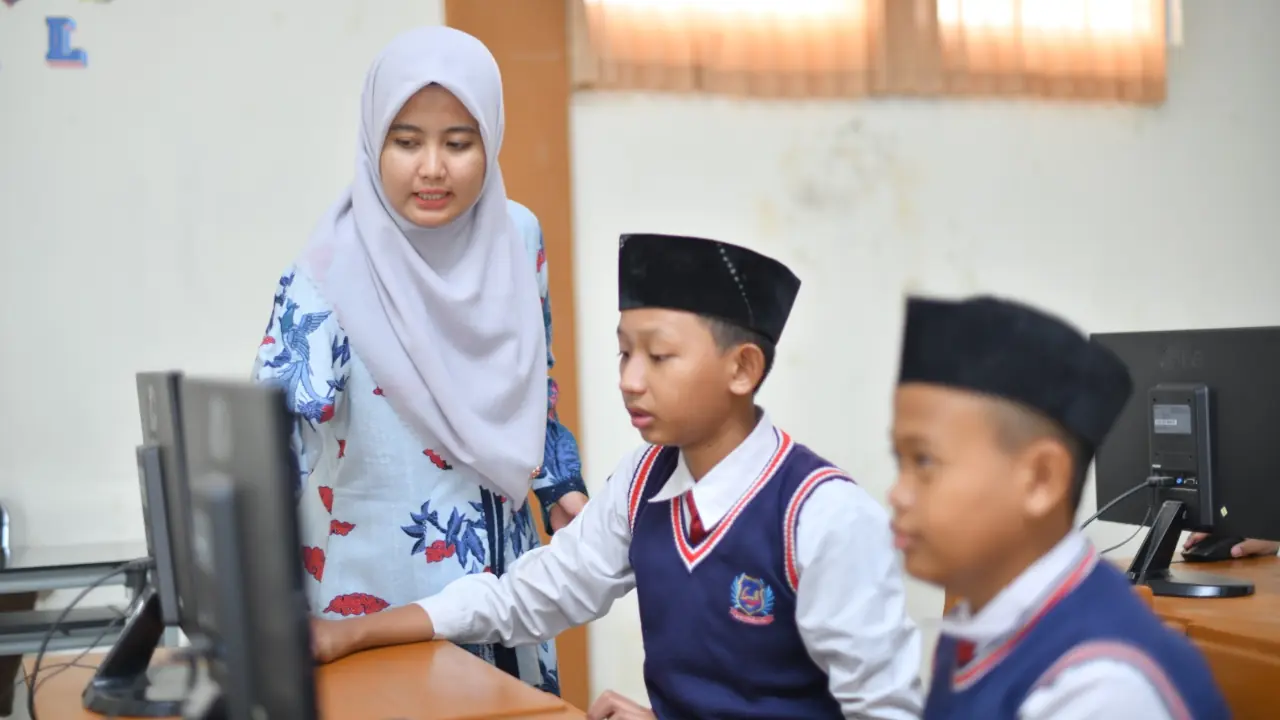 Persiapan TKA CBT 2026 SD & SMP: Jadwal Lengkap, Mitigasi Teknis, dan Penentu Jalur Prestasi