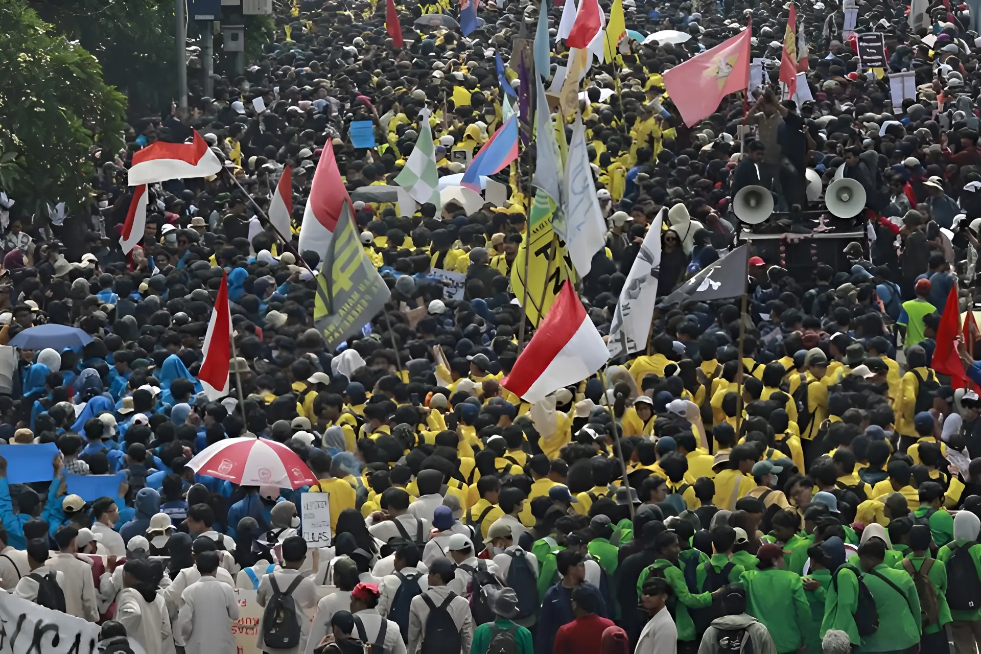 Demo BEM SI Geruduk DPR: 4 Tuntutan Revisi UU Sisdiknas hingga Jaminan PTS 2026